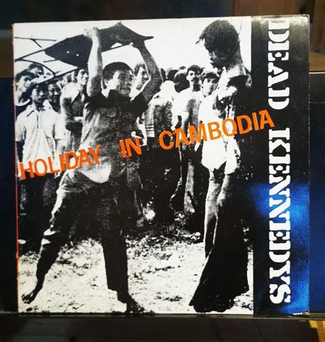  Holiday in Cambodia es una canción de punk rock explosiva que te transporta a un viaje caótico y frenético